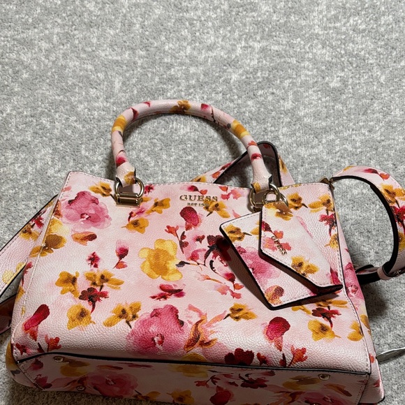 GUESS Floral Multi-Color Satchel - Picture 2 of 7